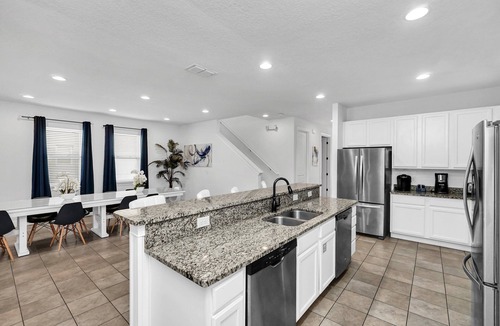 Celebration House | 10 Mins Disney/5 Kings!/Private Pool and Spa/AC Games Room/Themed Bedrooms/Wifi