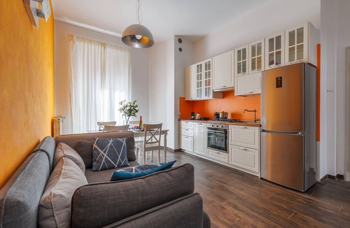 Maggiolina Apartment | 10 minutes by walk from Central Station, Wifi and Netflix