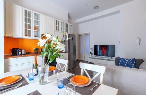 Maggiolina Apartment | 10 minutes by walk from Central Station, Wifi and Netflix