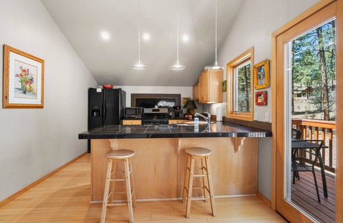 Edgemont Ranch Apartment | 10 Minutes To Downtown, Pet Friendly, Cozy Studio!