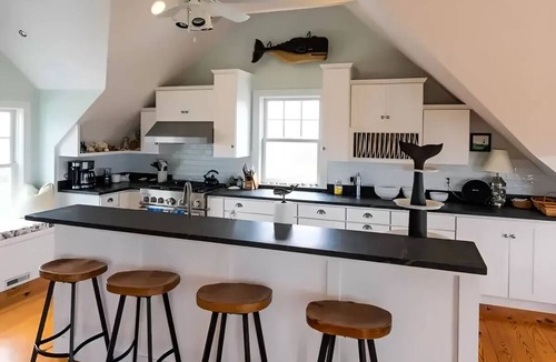 Tom Nevers House | 10 Nichols Road, Nantucket, MA
