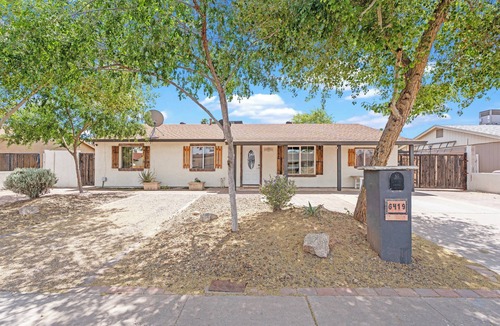 Maryvale House | 10% Off Weekly - Charming 3-bedroom house in sunny Phoenix