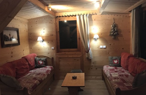 Valmorel Apartment | 10 pers ideal family, resort center, ski in ski out, 50m main slope 🏂⛷️☀️