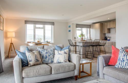Burgh Island House | 10 Thurlestone Rock