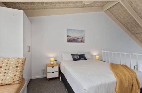 Wongarra Apartment | 10 Whitecrest Great Ocean Road Resort - Ocean View