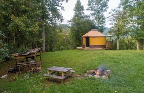 Cullowhee RV Rental | 100 Acre Reserve, River Access, and Endless Adventure!