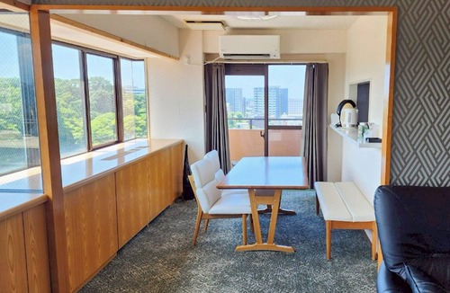 Kanazawa Apartment | 1001 Top floor room with a view of Kanazawa Castle accommodates up to 10 people/Kanazawa Ishikawa