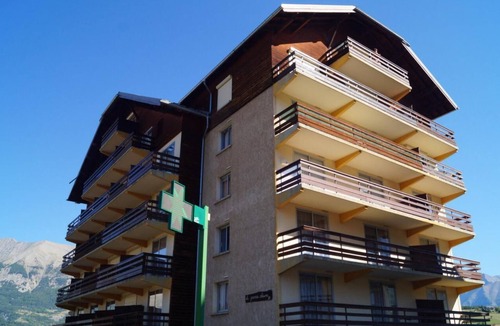 Le Sauze Apartment | 100m from resort center, 4th floor, tv, ski locker, 25m², Sauze - Super Sauze