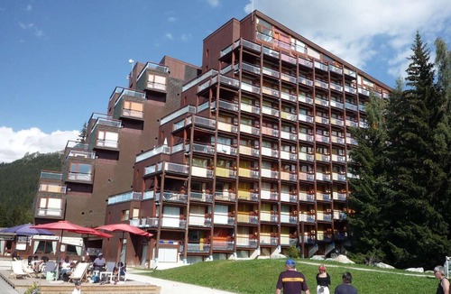 Arc-1800 Apartment | 100m from resort center, 10th floor, view mountain, balcony, tv, 25m², Les Arcs