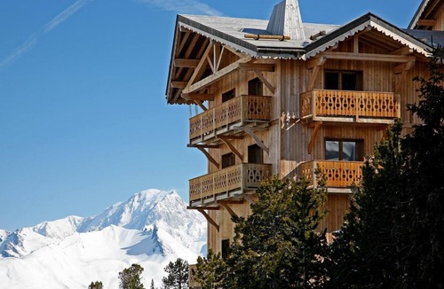 Arc-2000 Apartment | 100m from shops, fitness, swimming pool, sauna, balcony, tv, ski locker, 250m², Les Arcs
