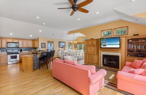Ocean Hill House | 1010 - Sea the Light
