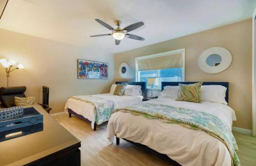 Mission Beach House | 102-Luxury2