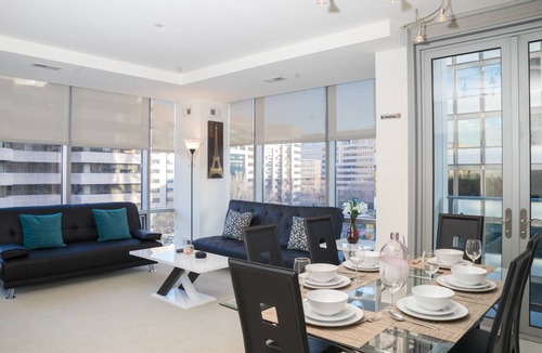 Crystal City Apartment | 102 m² Apartment ∙ 2 bedrooms ∙ 5 guests