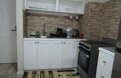 Prospect Apartment | 103 Batts Rock Beach Condo's