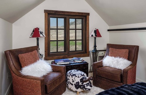 Pray House | 104-Acre Private Ranch Retreat in Paradise Valley, Montana
