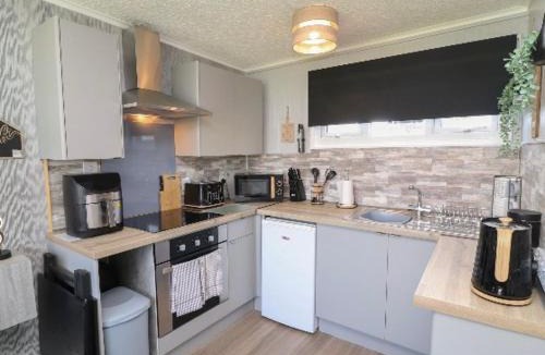 Chapel Saint Leonards Apartment | 106 Cherry park