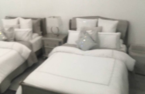 Georgetown House | 106) Extremely spacious 1 bedroom!