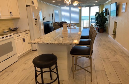 Winthrop Holding Condo | #106 First Floor, Direct Ocean Front, 2 King Beds, 1 Queen Murphy, Dog Free 20#