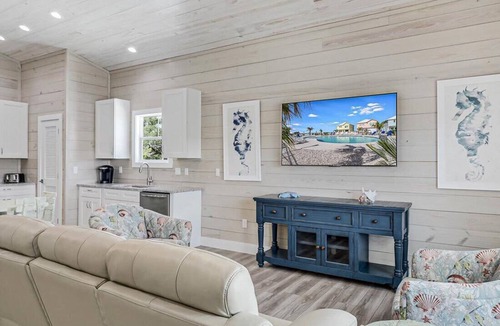 Fulton House | 107 Seven Palms, Under The Sea