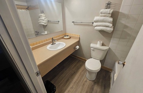 108 Mile Ranch Hotel | 108 Golf Resort