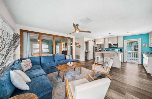 Cocoa Beach Cottage | 111 S Atlantic Ave