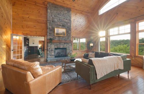 Walker Lake House | 11bd Getaway at Walker Lake Wildlife Outdoors