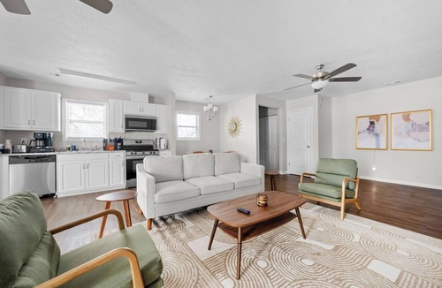 Columbus Apartment | 11th Ave unit B