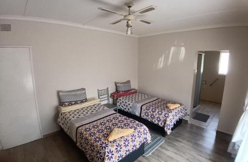 Evander House | 12 Bologna B&B