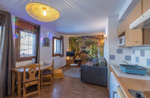 Flumet Apartment | '12 MN Megève Studio Comfort' with Mountain View