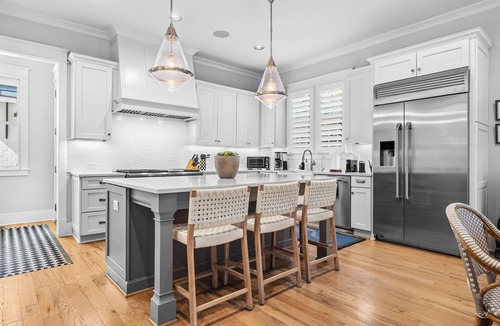 Nashville House | 12 South Estate/Walkable/Heated Pool + Hot Tub