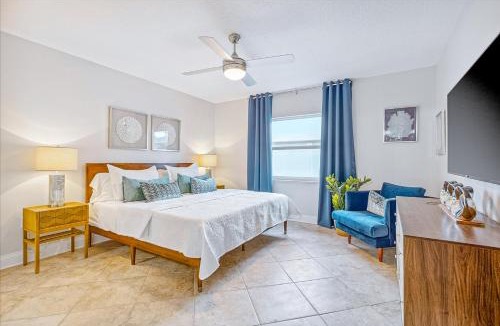 Cocoa Beach House | 120 E Park Ln