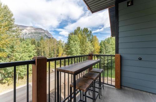 Copperstone Resort Apartment | 1200 sq2 unit with 3 Br 2 Ba and 7 Beds, Pool, Hot Tub and Firepit