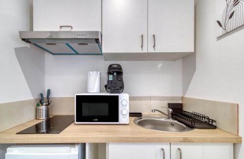 Cambrai Apartment | 1227Location