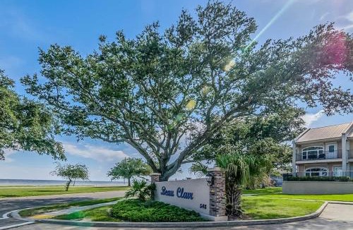 Pass Christian House | 123 Beau Clair - Beachside Townhome with Balcony and Pool in Long Beach