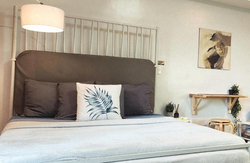 Pinagsama Apartment | 12e Spacious Cozy Suite at The Venice Mall with FREE Parking and Washing Machine