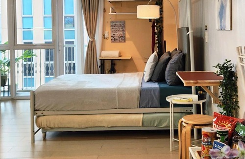 Pinagsama Apartment | 12e Spacious Cozy Suite at The Venice Mall with FREE Parking and Washing Machine