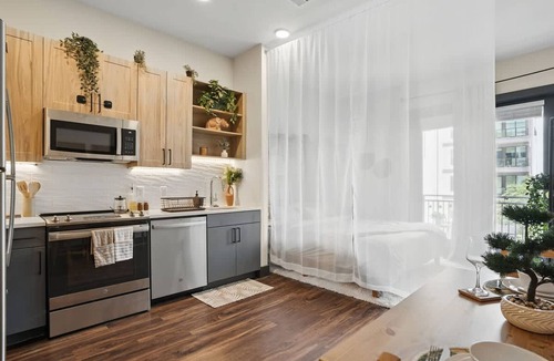 North Burnet Apartment | 12min DT 6min Domain Studio-pool Free Parking