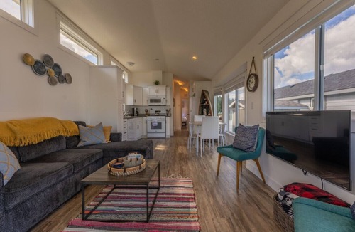 Regional District of Mount Waddington Apartment | 13 - Bothan Mara Cottage By The Sea at Alder Bay