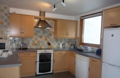 Keswick Cabin | 13 KESWICK BRIDGE, family friendly, with a garden in Keswick