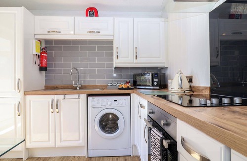 St. Ann's Chapel Cottage | 13 MANORCOMBE BUNGALOWS, pet friendly, with pool in Gunnislake