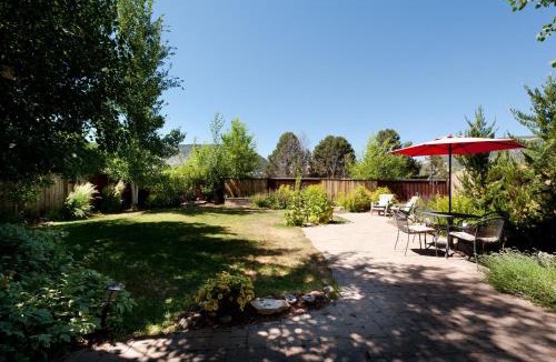Durango House | 133 Metz Lane