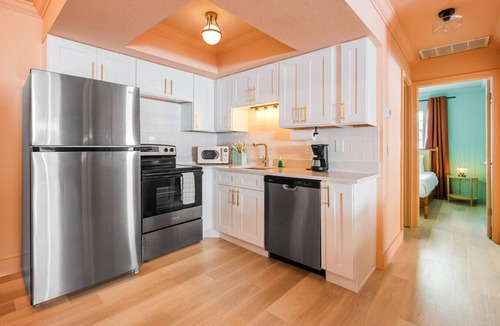 Bay Esplanade Apartment | 133 · ☀Pool✔ Kitchen✔ Beach✔ Self Checkin✔ Free Parking✔