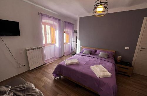 Ovindoli House | 1375 Suites