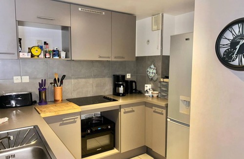 Les Grands Carmes Apartment | 13OR charming T3, car park, terrace, centre Joliette/Panier