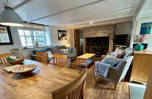 Pendeen House | 14 Boscaswell Downs