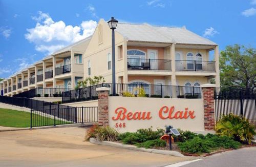 Long Beach House | 148 Beau Clair - Beachside Townhome with Pool in Long Beach