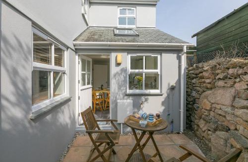 Pendeen House | 15 Boscaswell Downs