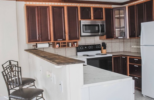 Oxford Apartment | 15% off Spring Special | Historic | Wi-Fi | Pet Friendly | Purdue