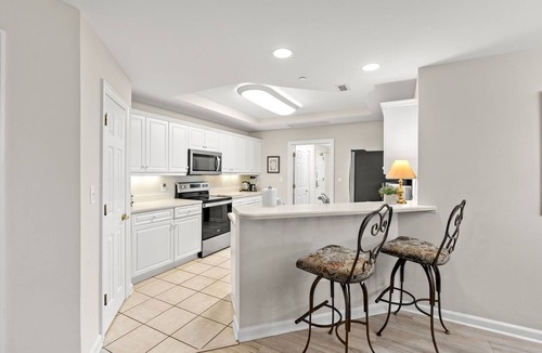 Arcadian Shores Condo | $150 activities - E-gift card when you book - On the Beach | Spacious | 3 King Beds | M2609