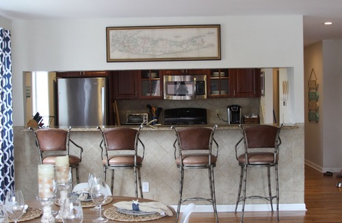 Long Beach Apartment | 150 Steps from the beach!